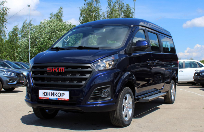 Старт продаж легких коммерческих автомобилей SKM М7